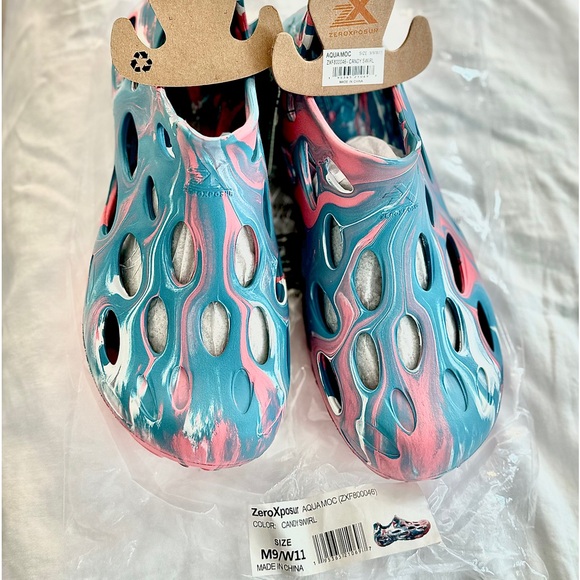 NWT! Zeroxposur Aqua moccasin men/women - Picture 12 of 13